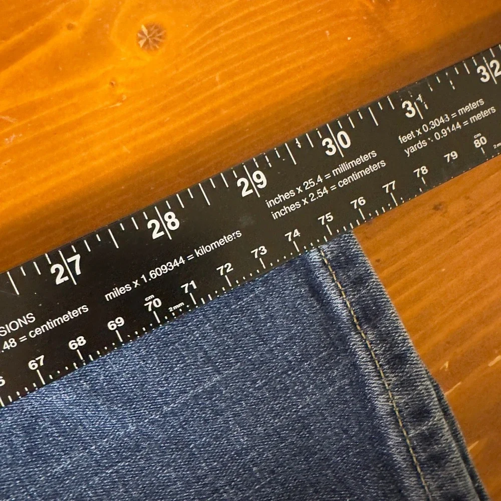 Levi's 311 Shaping Skinny Jeans Womens‎ 30 Blue Mid Rise Stretch Denim Pants